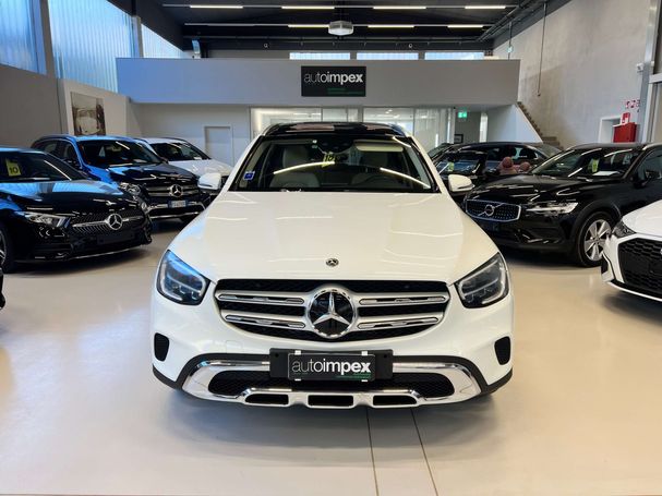 Mercedes-Benz GLC 400 d 4Matic 243 kW image number 3