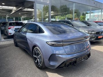 Car image 38
