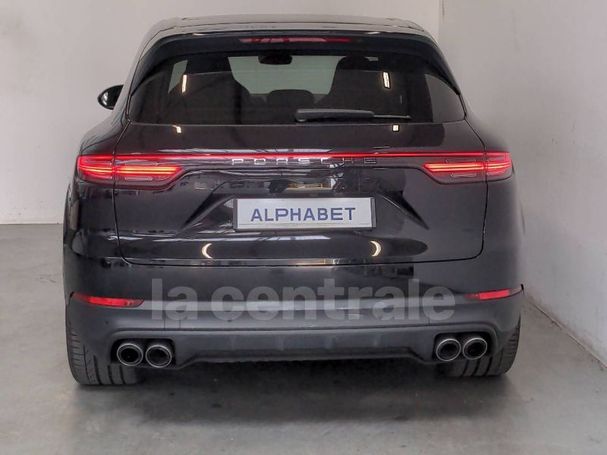 Porsche Cayenne E-Hybrid 340 kW image number 3