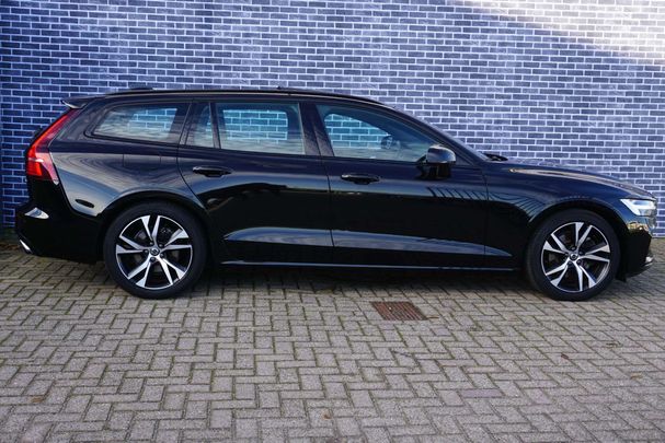 Volvo V60 B3 R Design 120 kW image number 10