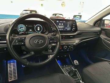 Car image 11