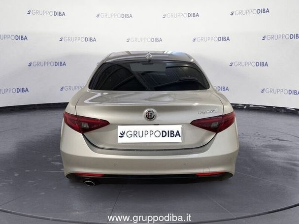 Alfa Romeo Giulia 2.2 Diesel Business 118 kW image number 6