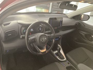 Car image 11