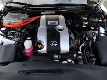 Car image 34