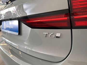 Car image 34