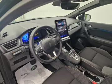 Car image 25