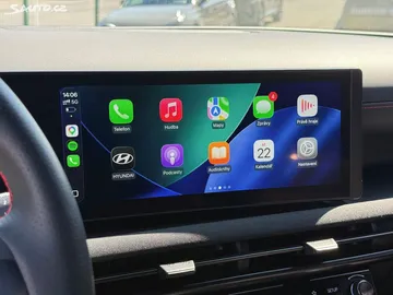 Car image 23