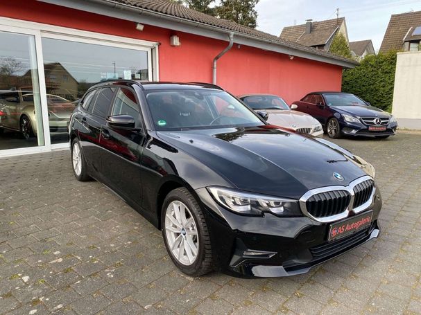 BMW 320 e Touring Advantage 150 kW image number 3