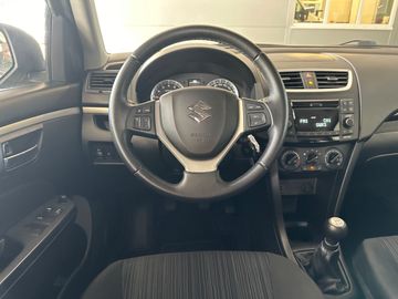 Car image 10