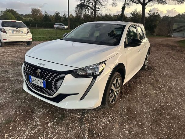 Peugeot e-208 136 Active 100 kW image number 1