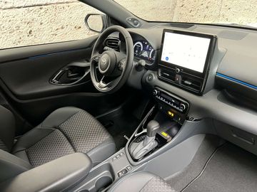 Car image 8