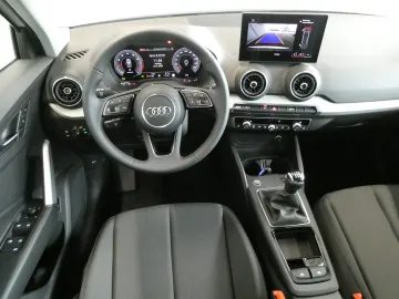 Car image 31