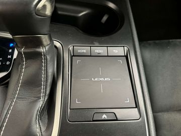 Car image 37