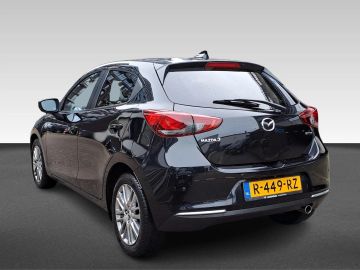 Car image 3
