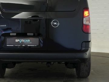 Car image 32