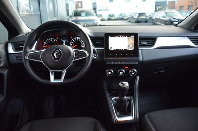 Car image 11