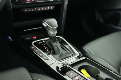 Car image 35