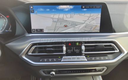 Car image 22