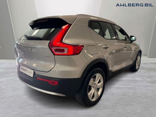 Volvo XC40 B4 Core 147 kW image number 4