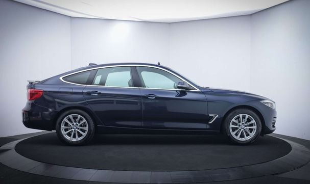 BMW 320i Gran Turismo 135 kW image number 4