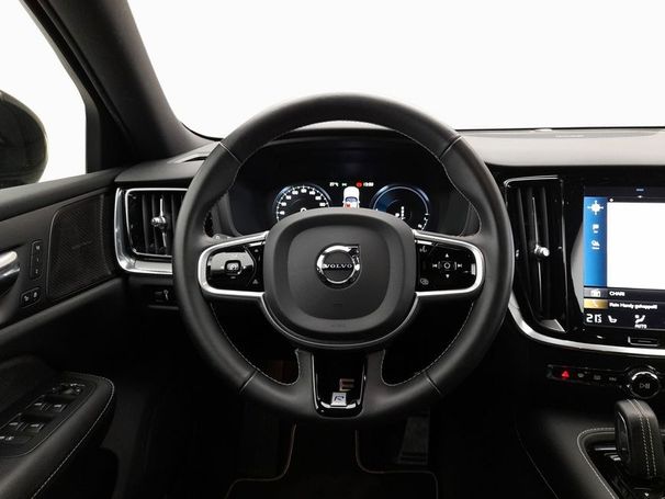 Volvo V60 T8 R Design AWD Geartronic Recharge 288 kW image number 17