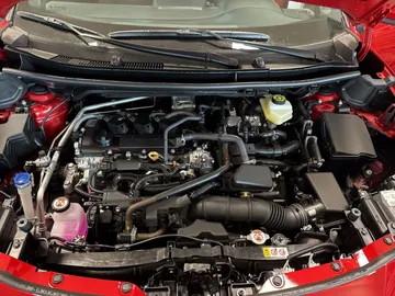 Car image 16