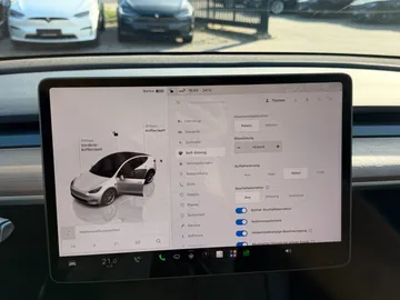 Car image 31