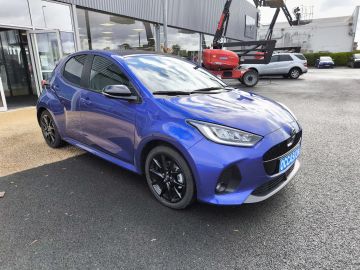 Car image 2