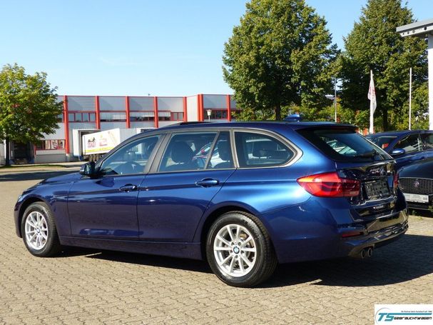 BMW 320d Touring xDrive Advantage 140 kW image number 26