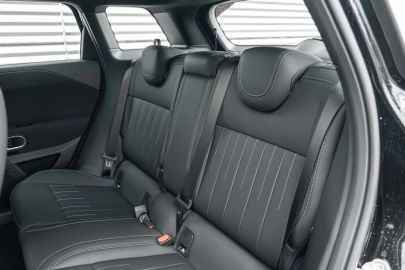 Car image 40