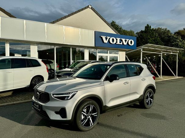 Volvo XC40 B3 Plus Dark 120 kW image number 5