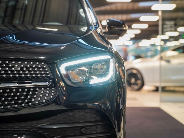 Mercedes-Benz GLC 300 de 225 kW image number 31