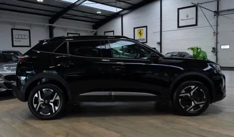 Car image 27
