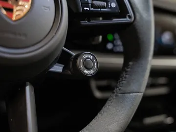 Car image 39