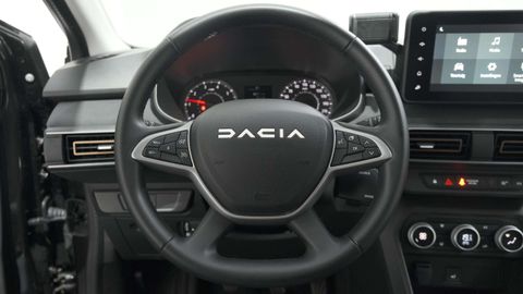 Car image 31