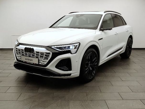 Audi Q8 55 quattro e-tron S-line 300 kW image number 1