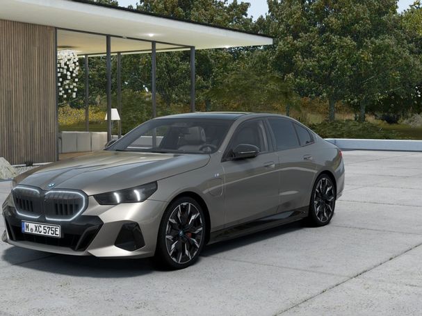 BMW 550 e xDrive 360 kW image number 1