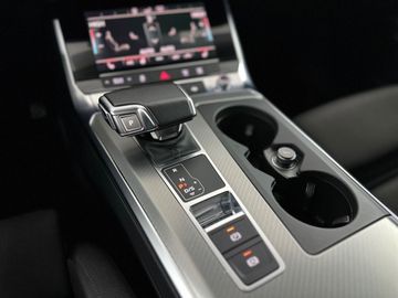 Car image 36