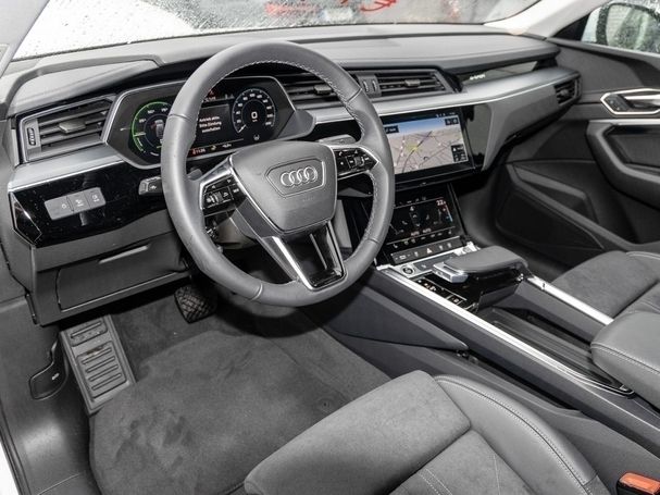 Audi Q8 50 quattro e-tron Sportback Advanced 250 kW image number 7