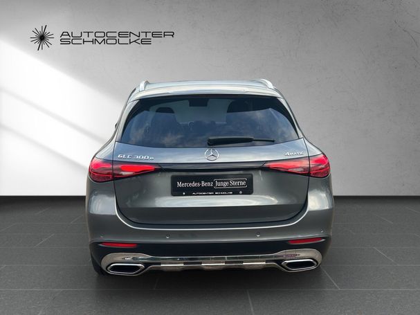 Mercedes-Benz GLC 300 e Avantgarde 230 kW image number 2