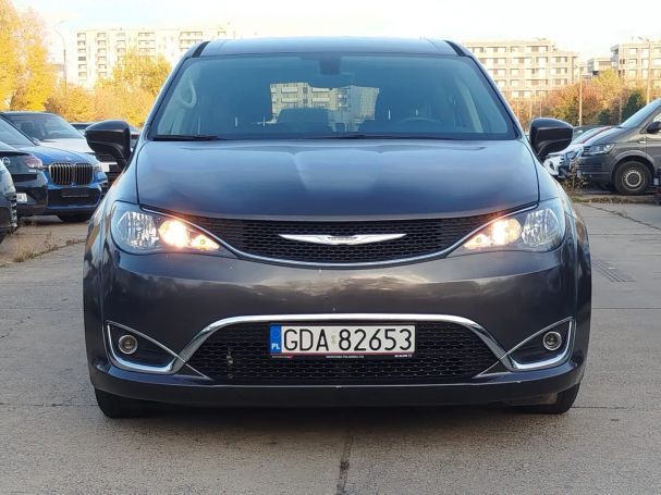 Chrysler Pacifica 215 kW image number 3