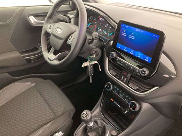 Car image 31