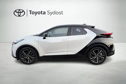 Car image 5