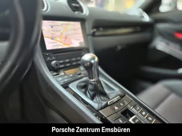 Car image 38