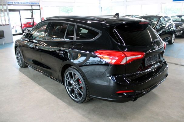 Ford Focus ST 206 kW image number 5