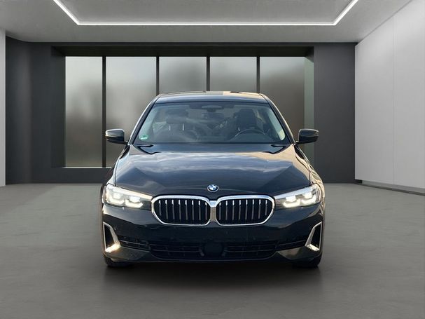 BMW 530d Luxury Line xDrive 210 kW image number 2