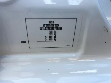 Car image 39