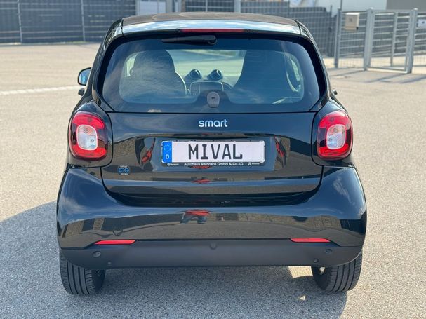 Smart ForTwo coupe EQ 60 kW image number 9