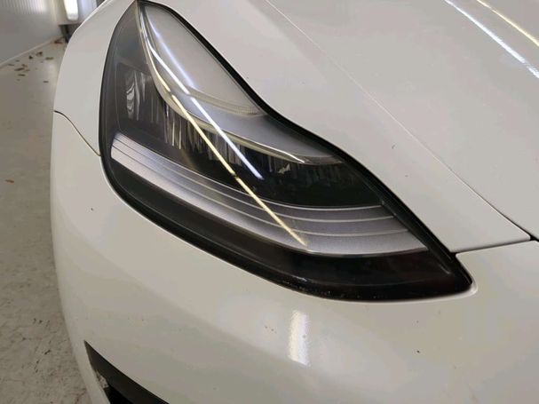 Tesla Model 3 60 Plus 239 kW image number 9