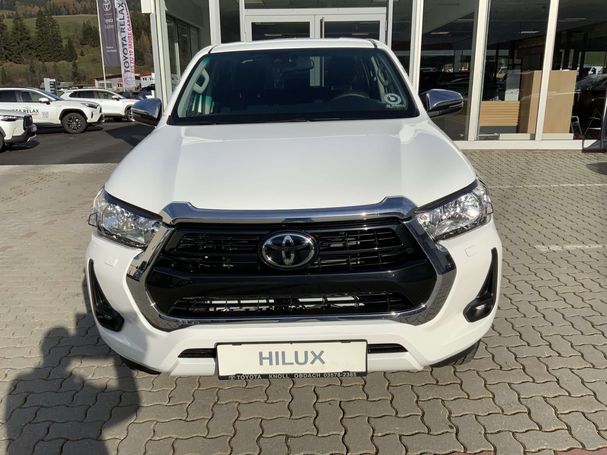 Toyota Hilux D 2.4 4D 4WD 110 kW image number 3